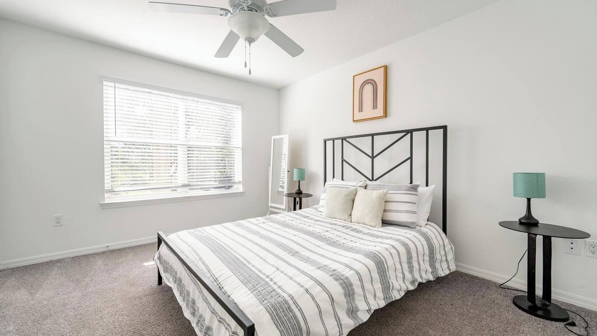 Trailer Estates Apartment | Landing at Champions Walk - 1 Bedroom in South .