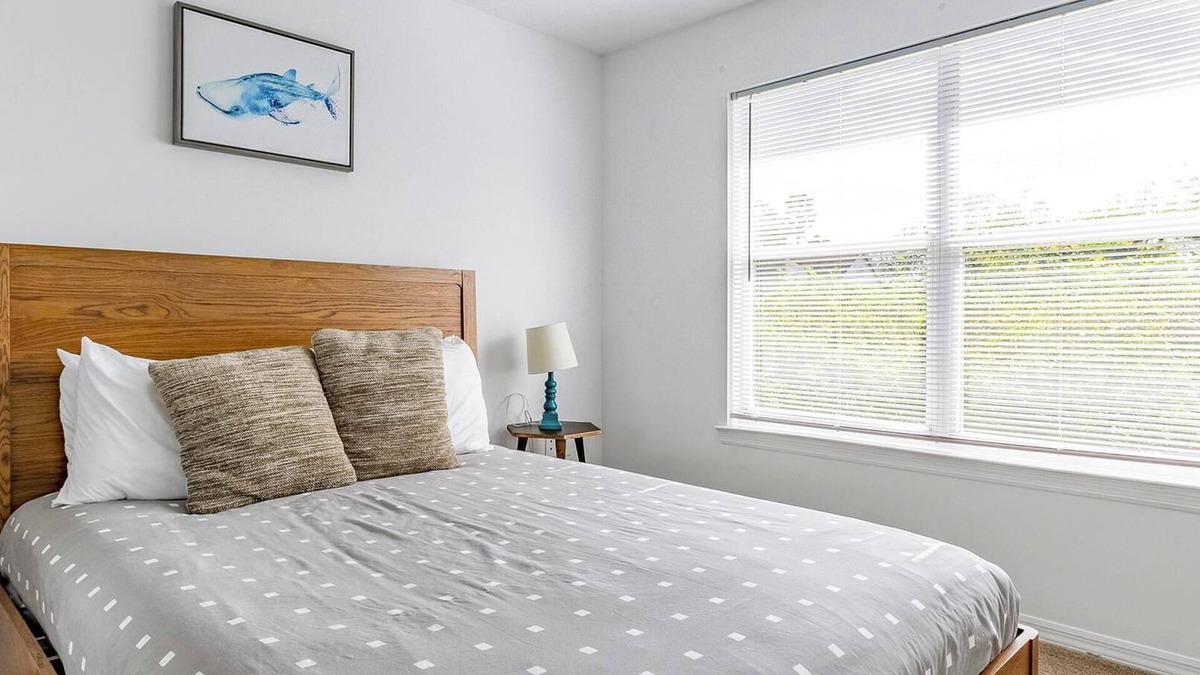 Trailer Estates Apartment | Landing at Champions Walk - 2 Bedrooms in South.