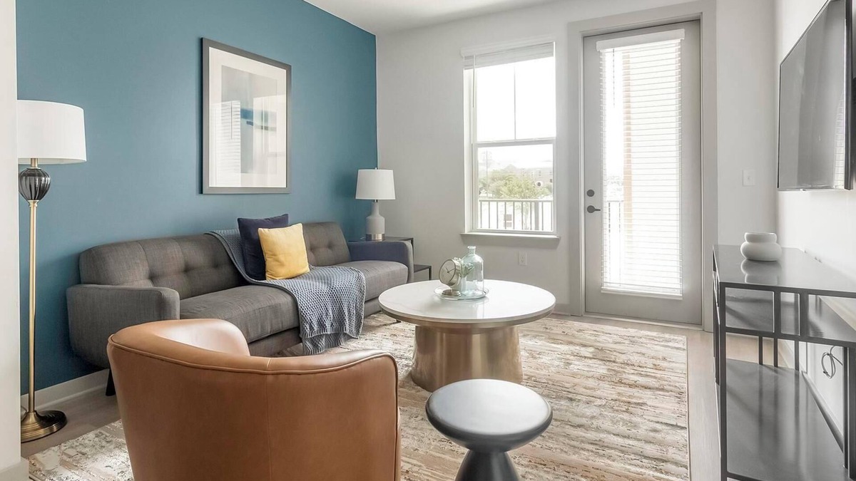 Springfield Apartment | Landing at Corner on Main - 1 Bedroom in Spring.