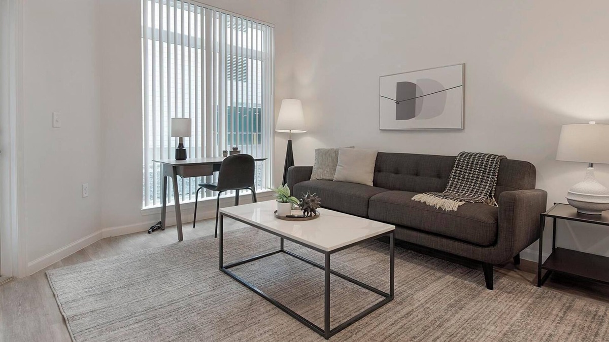 Florida Center Apartment | Landing at Deseo Grande - 1 Bedroom in Southwes.