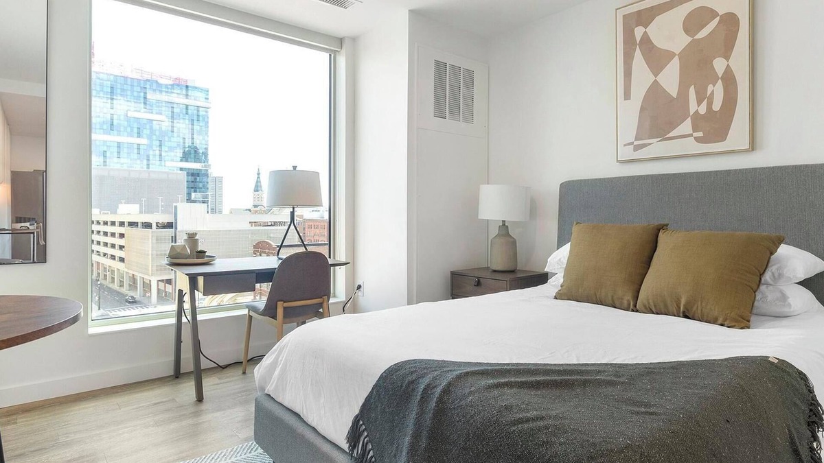 Greektown Historic District Apartment | Landing at eXchange - Studio in Downtown Detroit