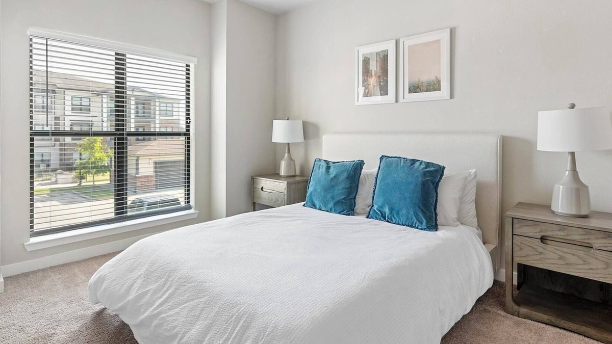 Katy Apartment | Landing at Falcon at Grand Harbor - 1 Bedroom i.