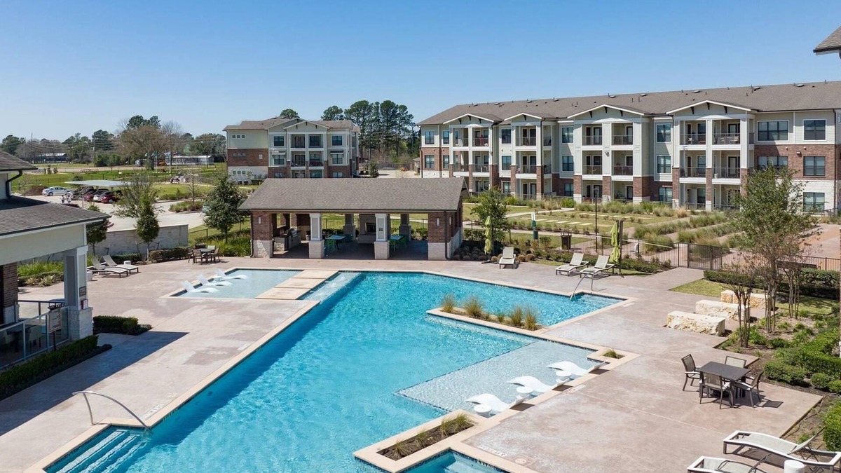 Katy Apartment | Landing at Falcon at Grand Harbor - 1 Bedroom i.