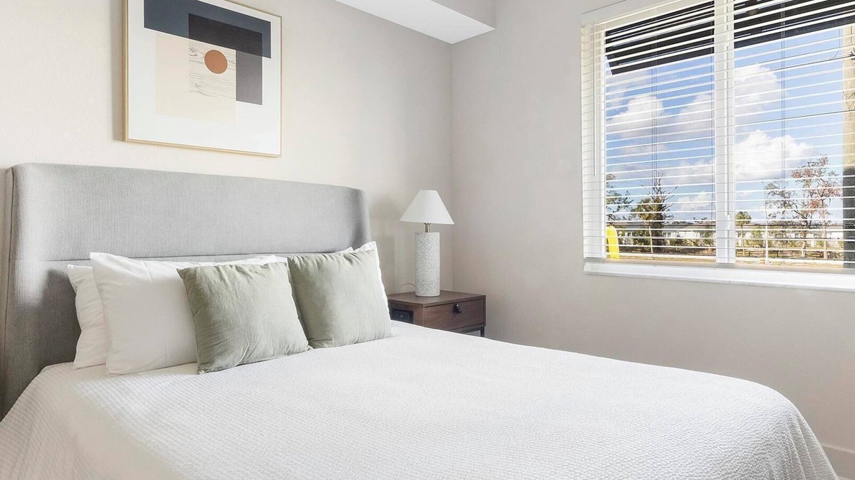 Palmetto Apartment | Landing at Gateway Commons - 2 Bedrooms in Elle.