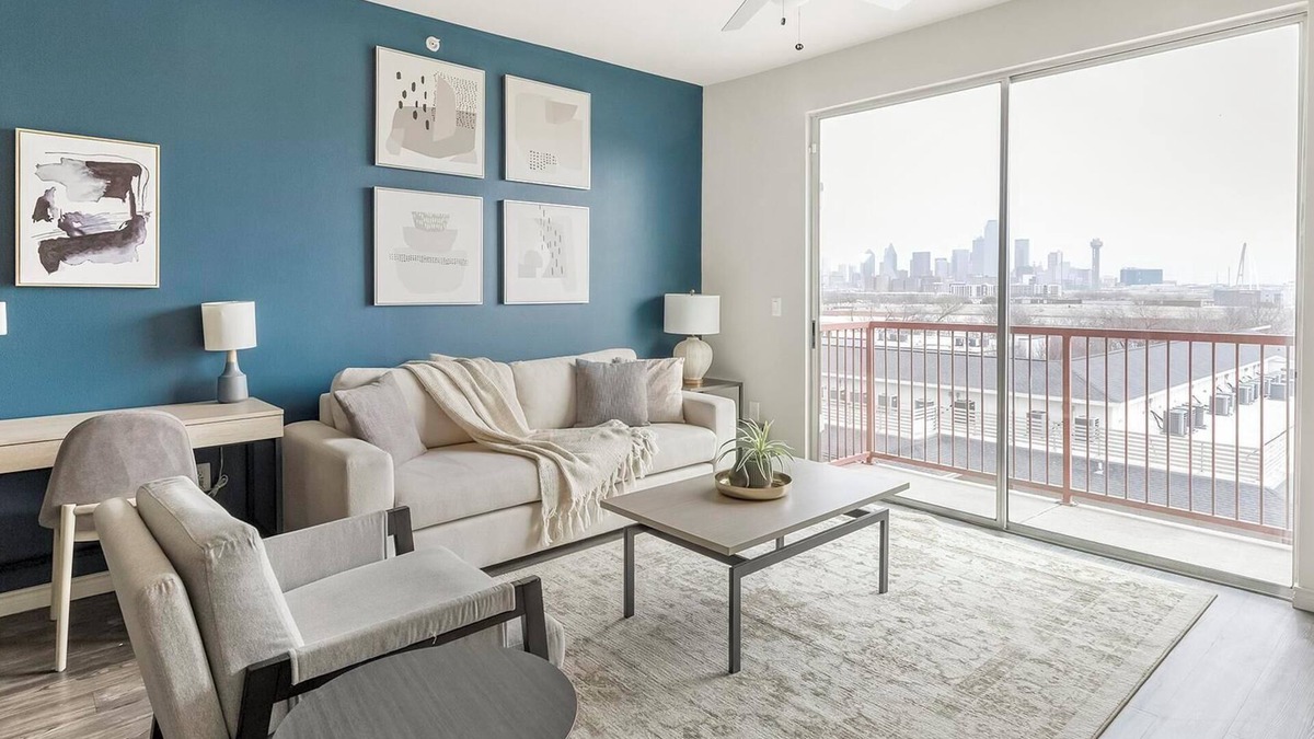 West Dallas Apartment | Landing at Lofts at Sylvan Thirty - 2 Bedrooms .