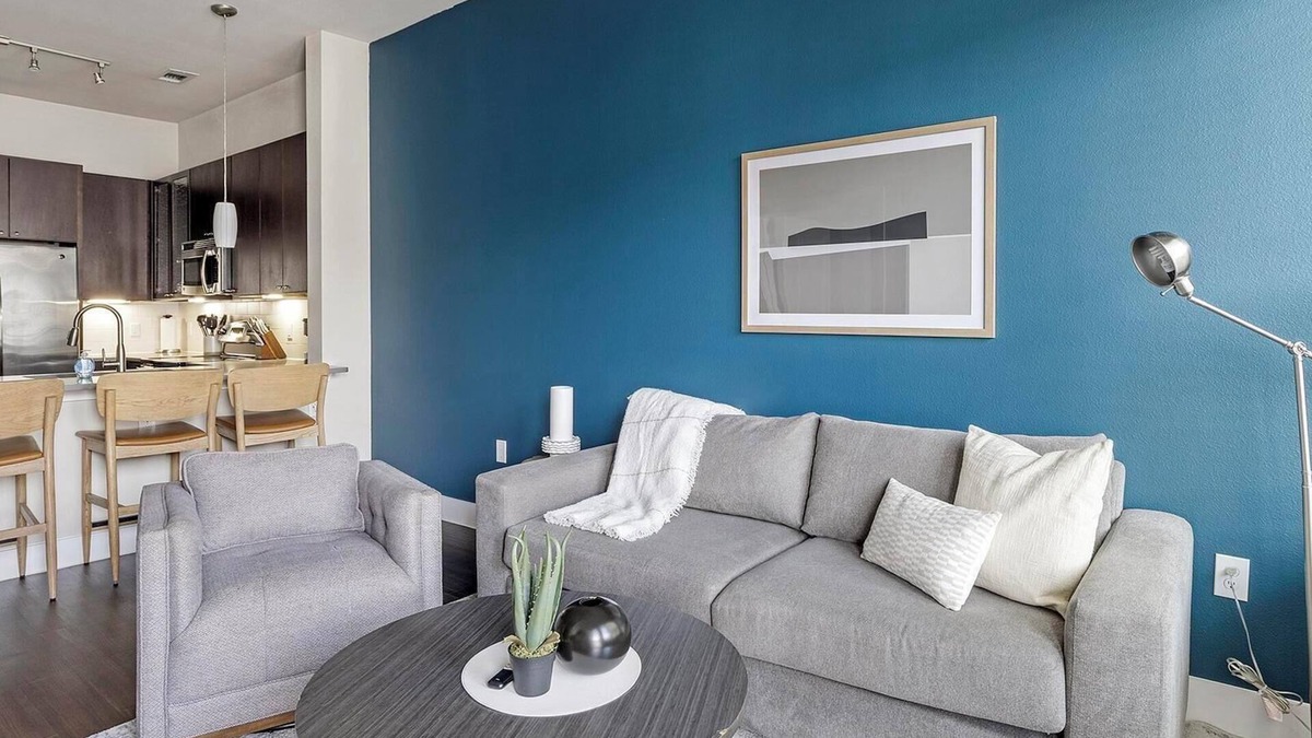 Old East Dallas Apartment | Landing at Macallan on Ross - 1 Bedroom in Upto.