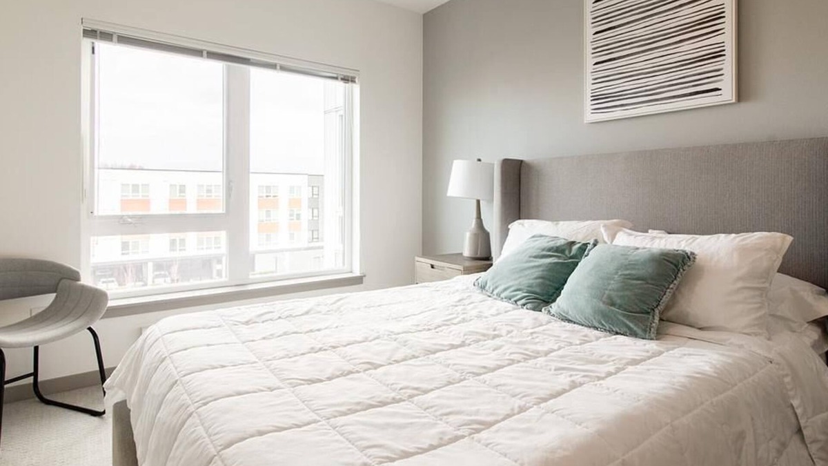 Kent Apartment | Landing at Midtown 64 - 2 Bedrooms in Downtown Kent