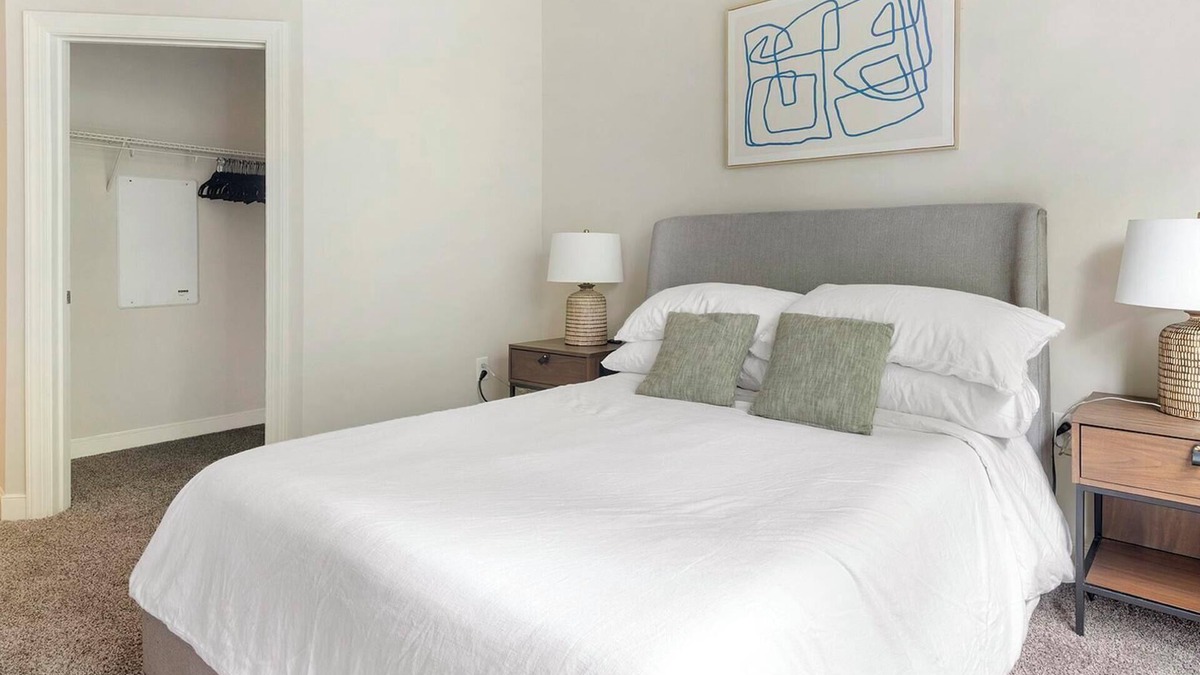 Chillum Apartment | Landing at Mode at Hyattsville - 1 Bedroom in H.