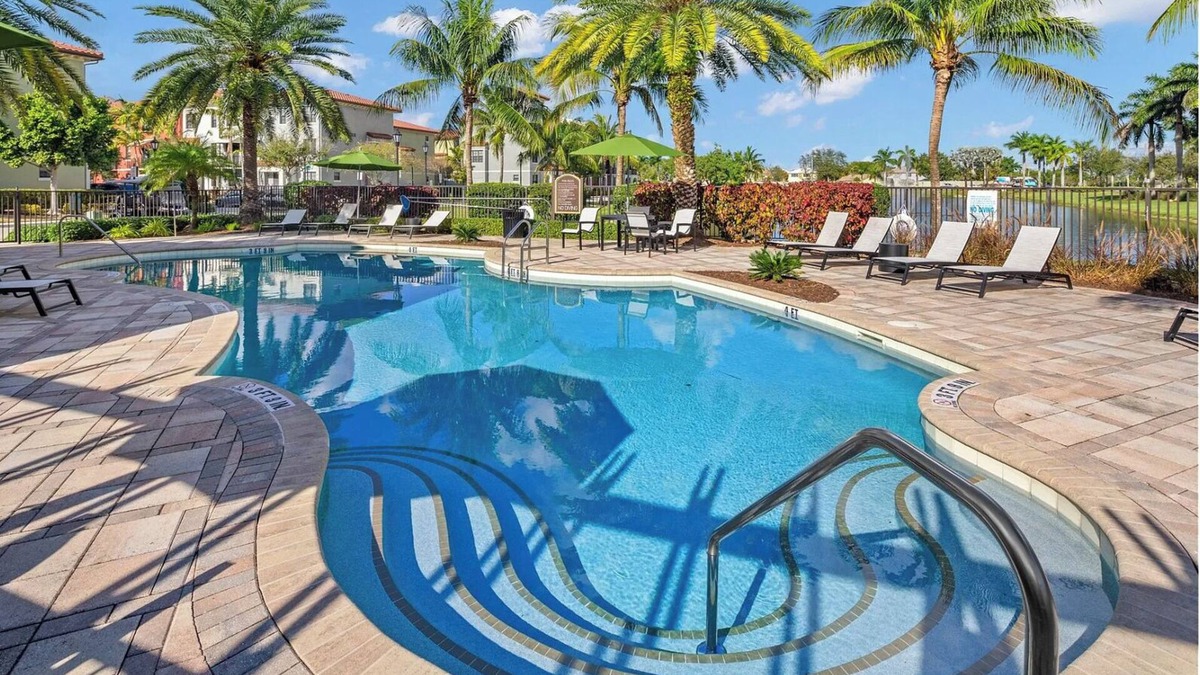 Miramar Apartment | Landing at Mosaic at Miramar - 1 Bedroom in Mir.