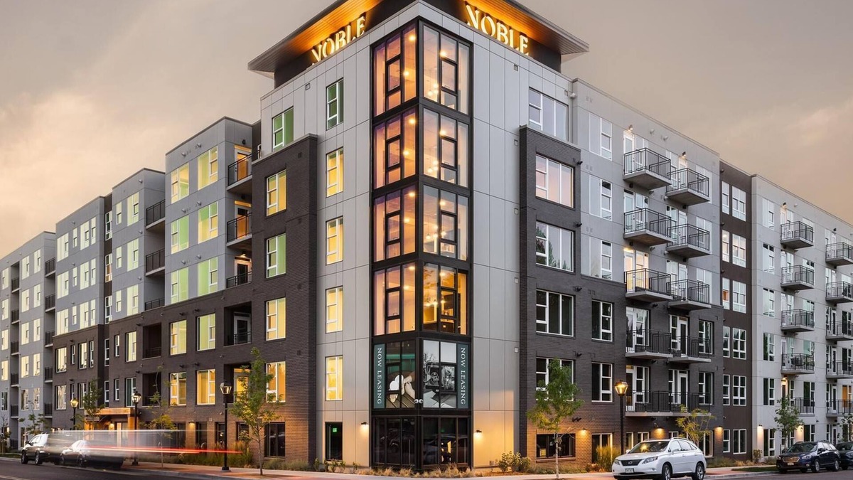 Englewood Apartment | Landing at Noble - Studio in Englewood