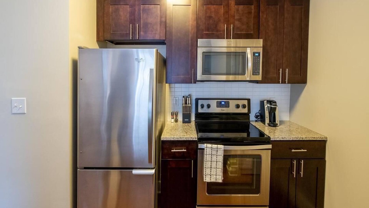 Plymouth Meeting Apartment | Landing at Parc at Plymouth Meeting - 1 Bedroom in Downtown Plymouth Meeting