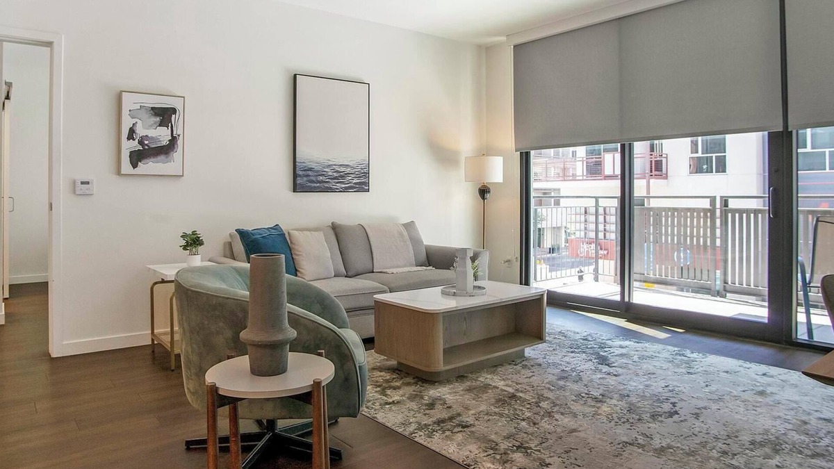 Downtown Tucson Apartment | Landing at RendezVous Urban Flats - 2 Bedrooms .