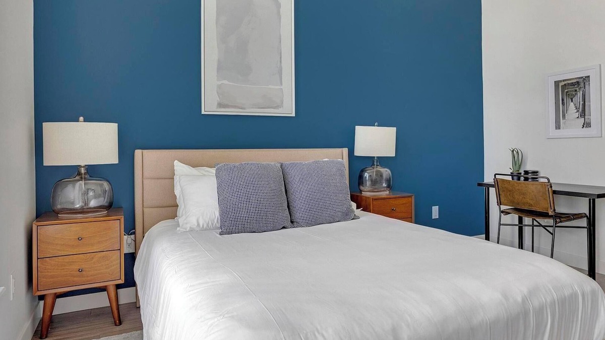 River North Art District Apartment | Landing at Ride at RiNo - Studio in Five Points