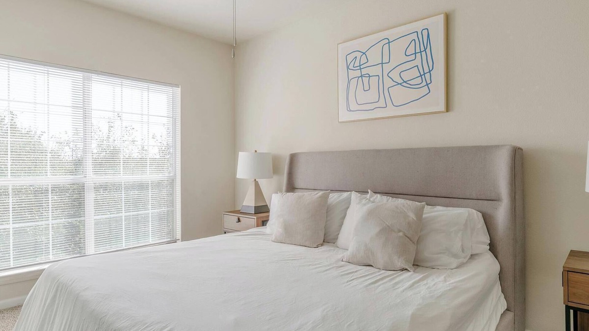 Southbelt/Ellington Apartment | Landing at Settlers Ranch - 1 Bedroom in South .
