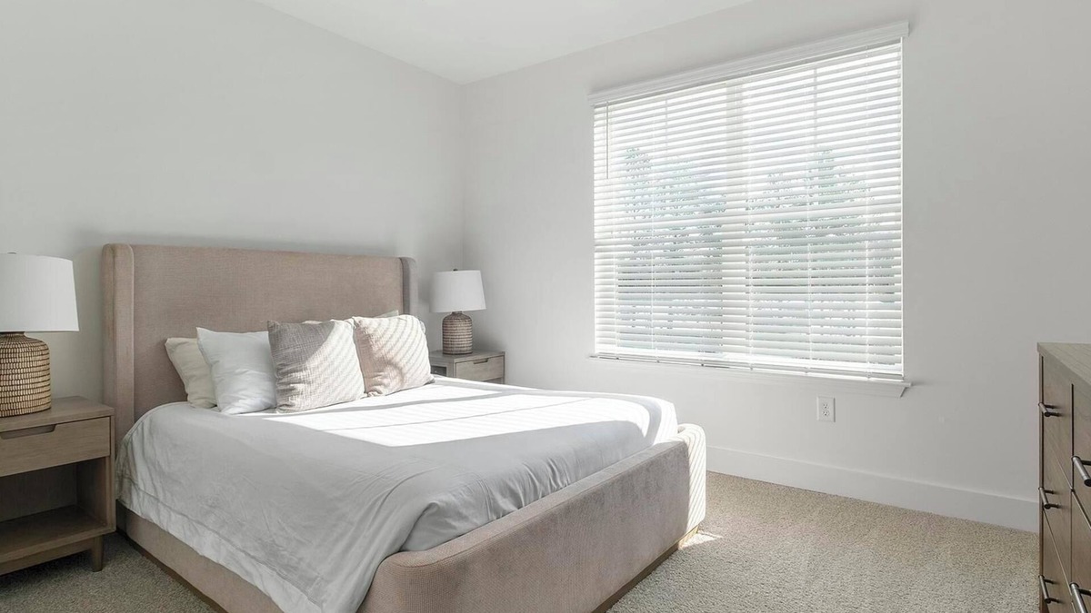 Crestline Heights Apartment | Landing at Station at Crestline - 1 Bedroom in .