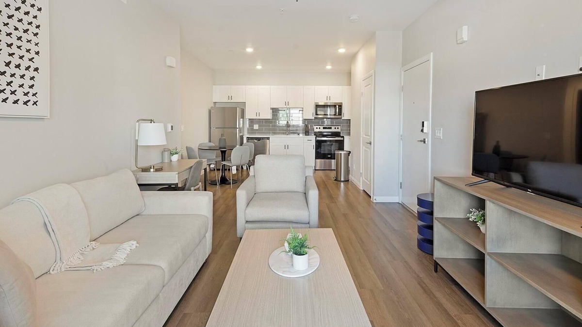 Townsite Apartment | Landing at Summit on Boulder - 2 Bedrooms in Va.