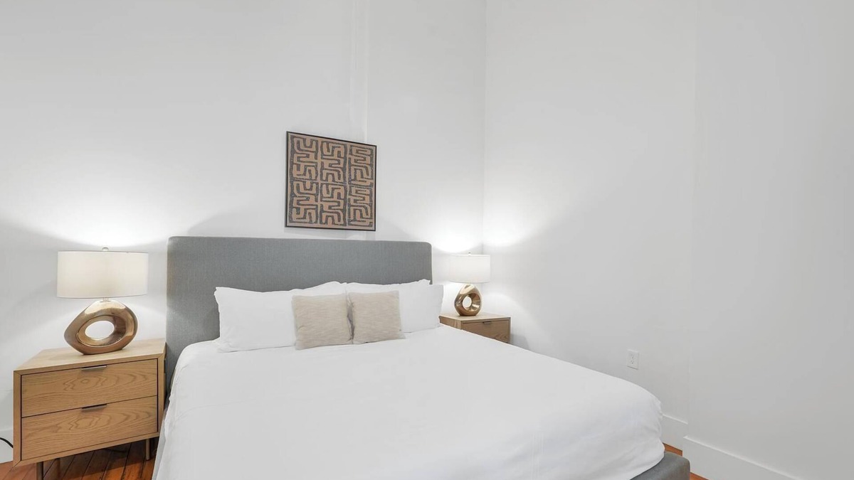 Greenville Apartment | Landing at The American Spinning Mill - 1 Bedro.