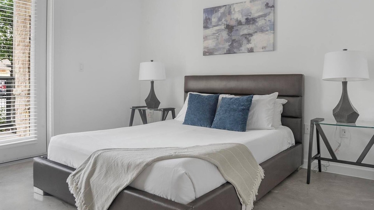 Austin Apartment | Landing at The Artesian at Bee Cave - 1 Bedroom.