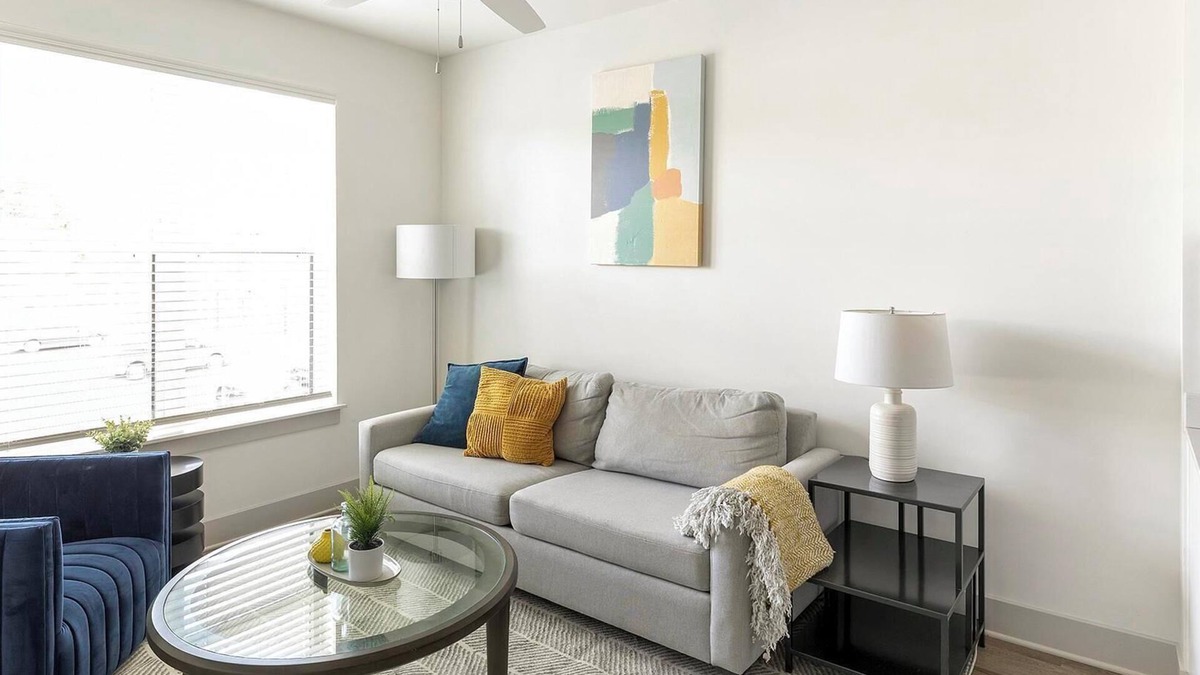 Huntsville Apartment | Landing at The Gallery - 1 Bedroom in West Hunt.