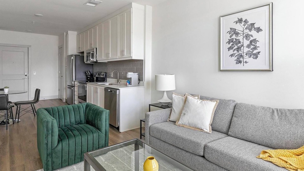 Huntsville Apartment | Landing at The Gallery - 1 Bedroom in West Hunt.