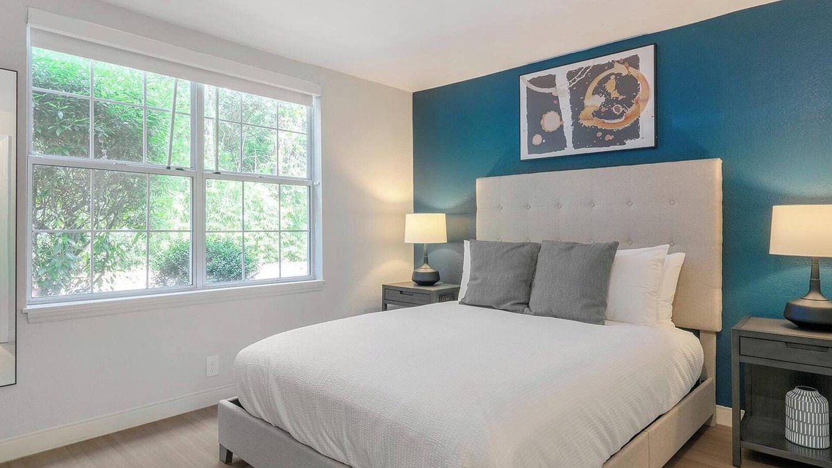 Northeast Raleigh Apartment | Landing at The Harrison - 1 Bedroom in Northeas.