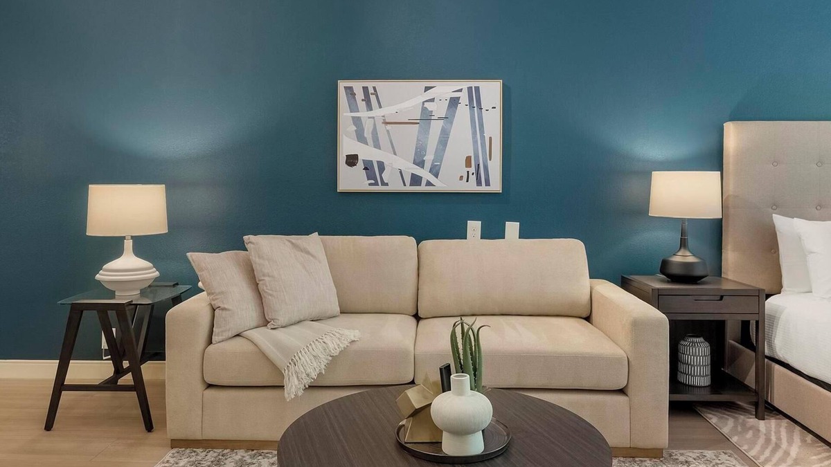 Northeast Raleigh Apartment | Landing at The Harrison - Studio in Northeast R.