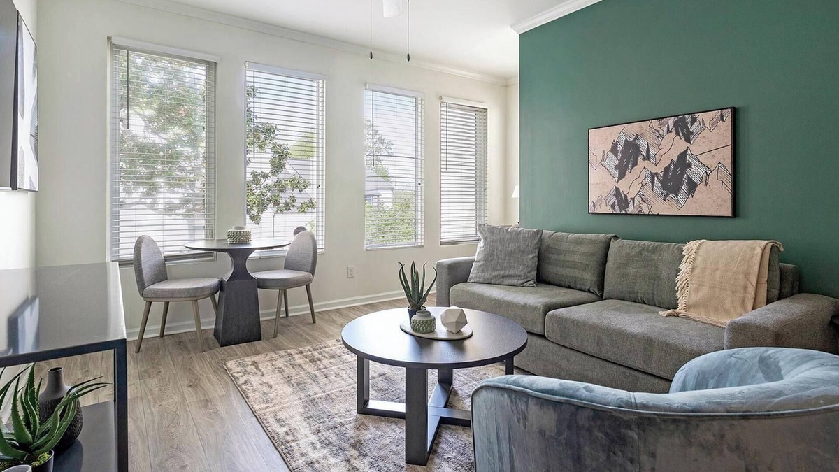 Green Hills Apartment | Landing at The Metropolitan - 1 Bedroom in Nash.
