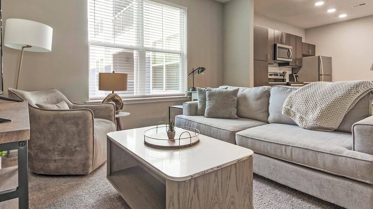 Chesterfield Apartment | Landing at The Parq at Chesterfield - 1 Bedroom.