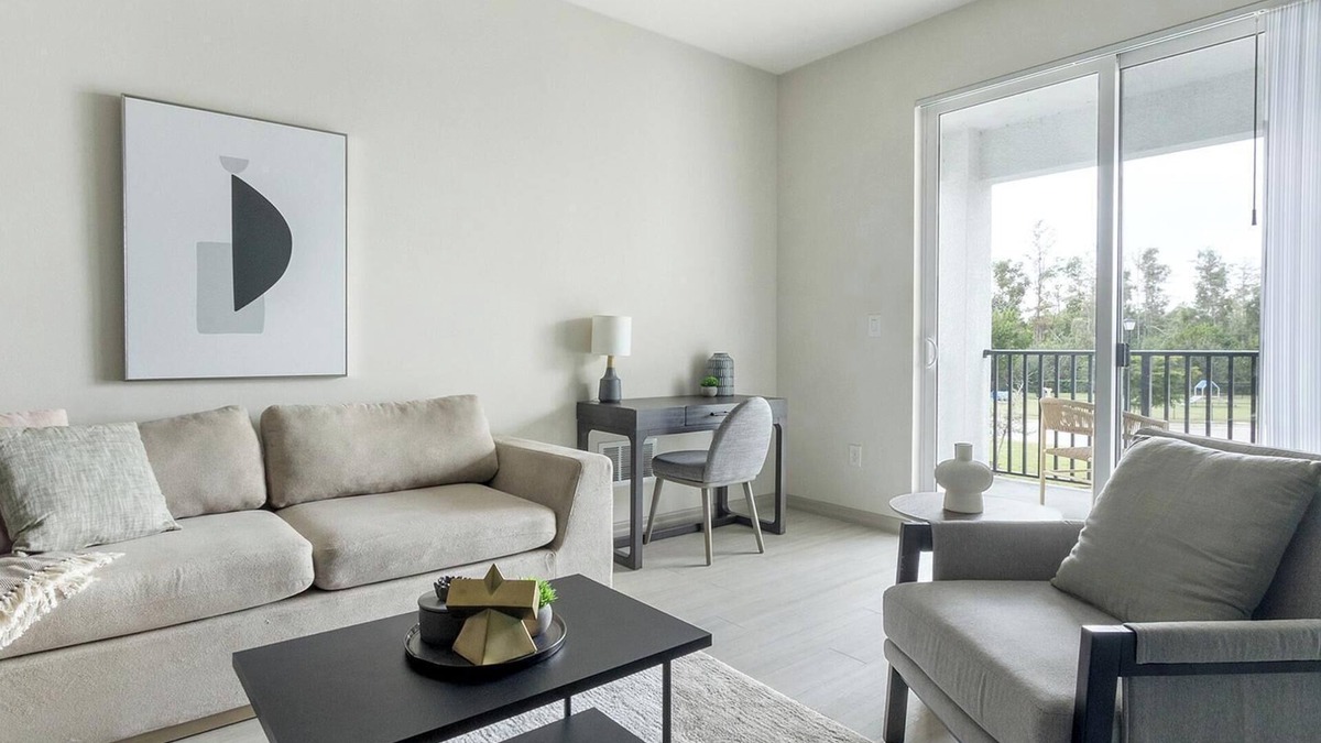 Eastwood Village Apartment | Landing at The Vistas at Eastwood - 2 Bedrooms .