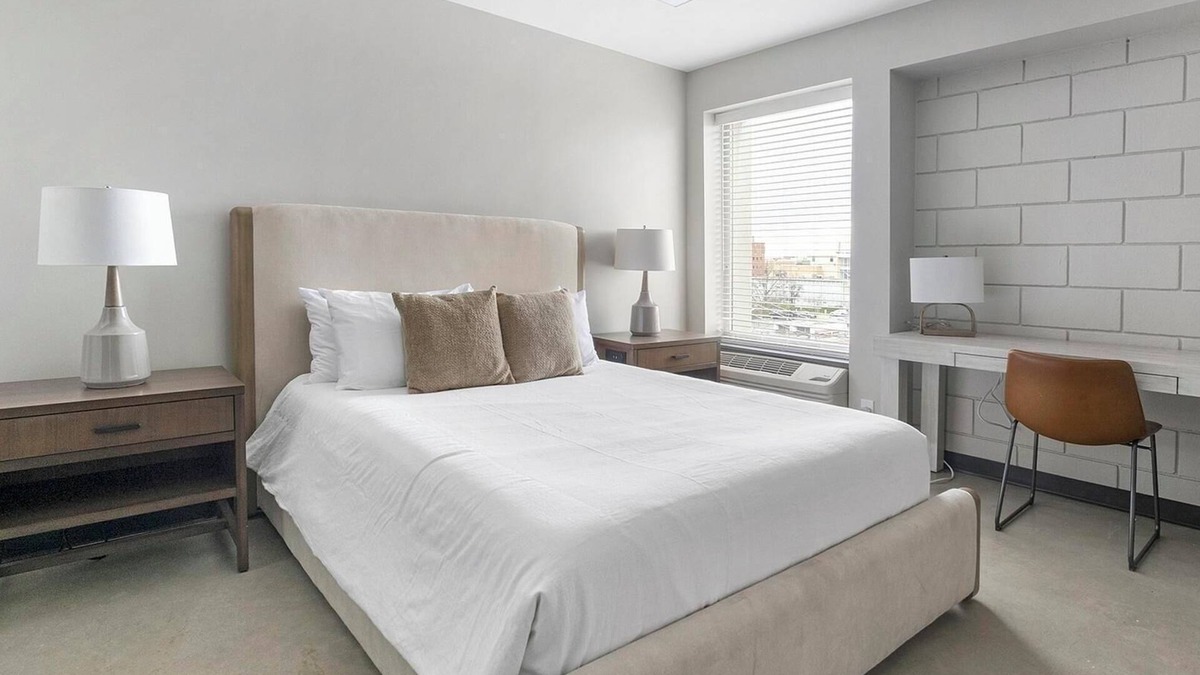 Five Points South Apartment | Landing at Tower on Tenth - 1 Bedroom in Five P.