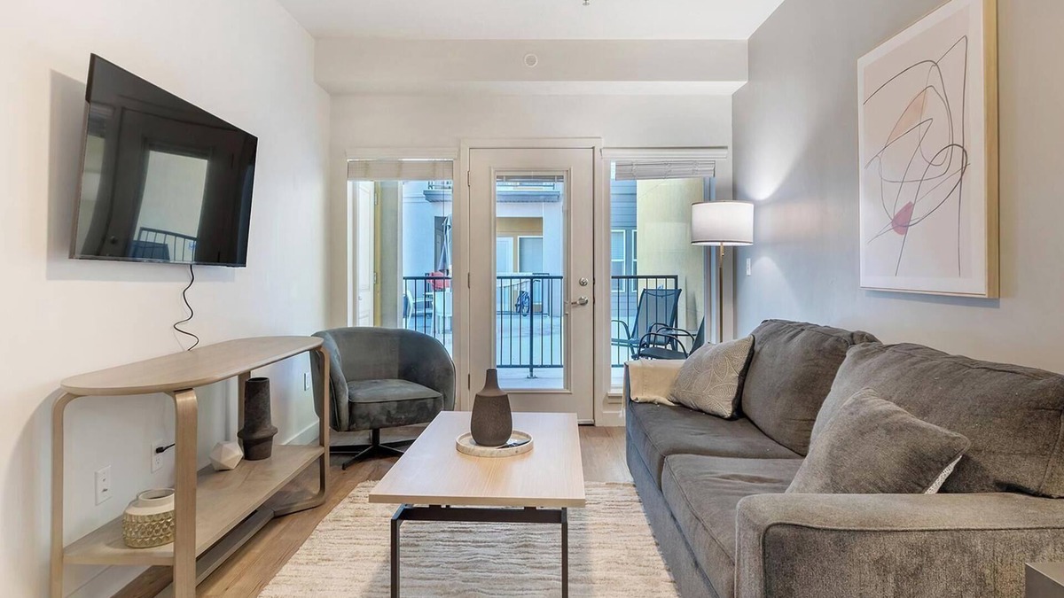South Salt Lake Apartment | Landing at VIA Apartments - 1 Bedroom in Downto.