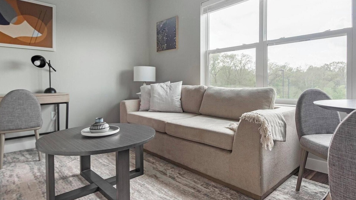 Edwardsville Apartment | Landing at Whispering Heights - 1 Bedroom in Ed.