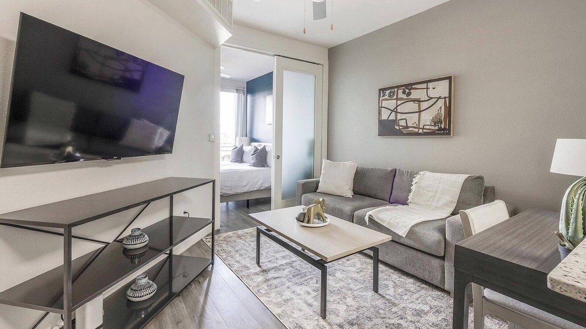 Tempe Apartment | Landing | Beautiful 1BD, Game Room, Pool