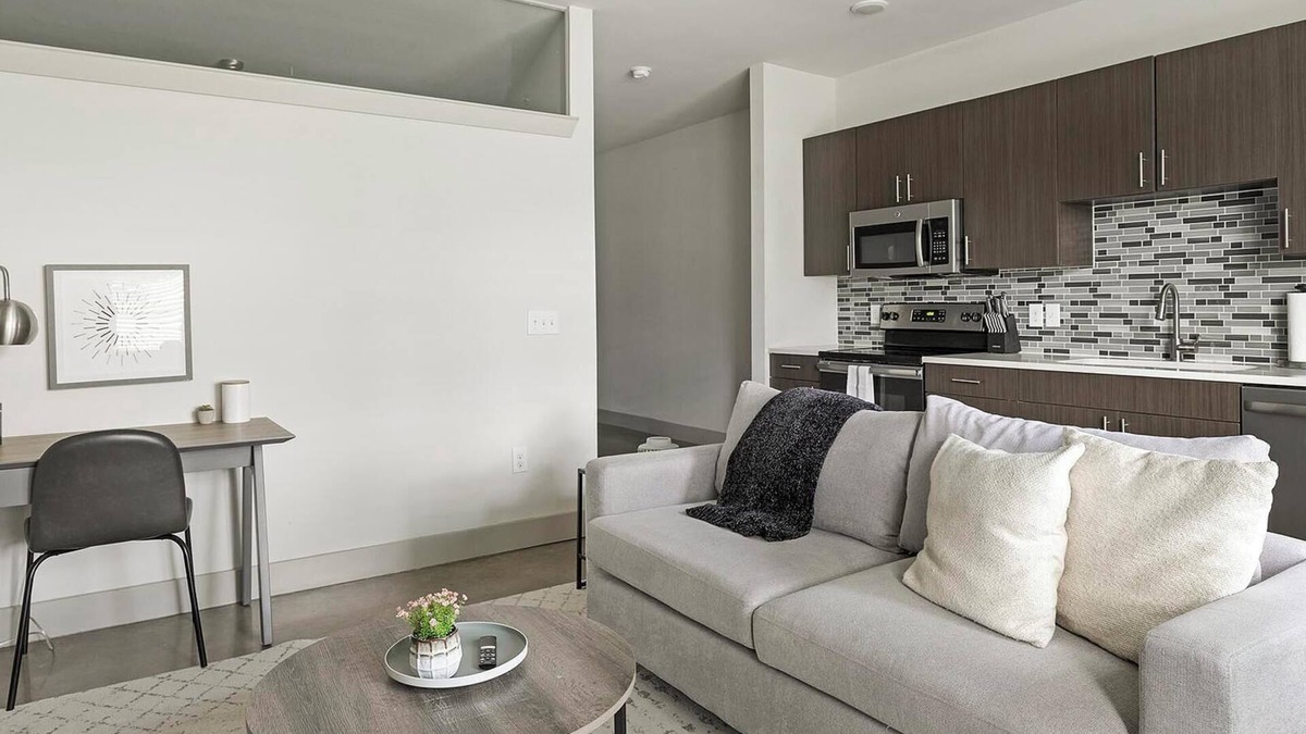 Vickery Meadow Apartment | Landing | Beautiful 1BD, Pool, Gym