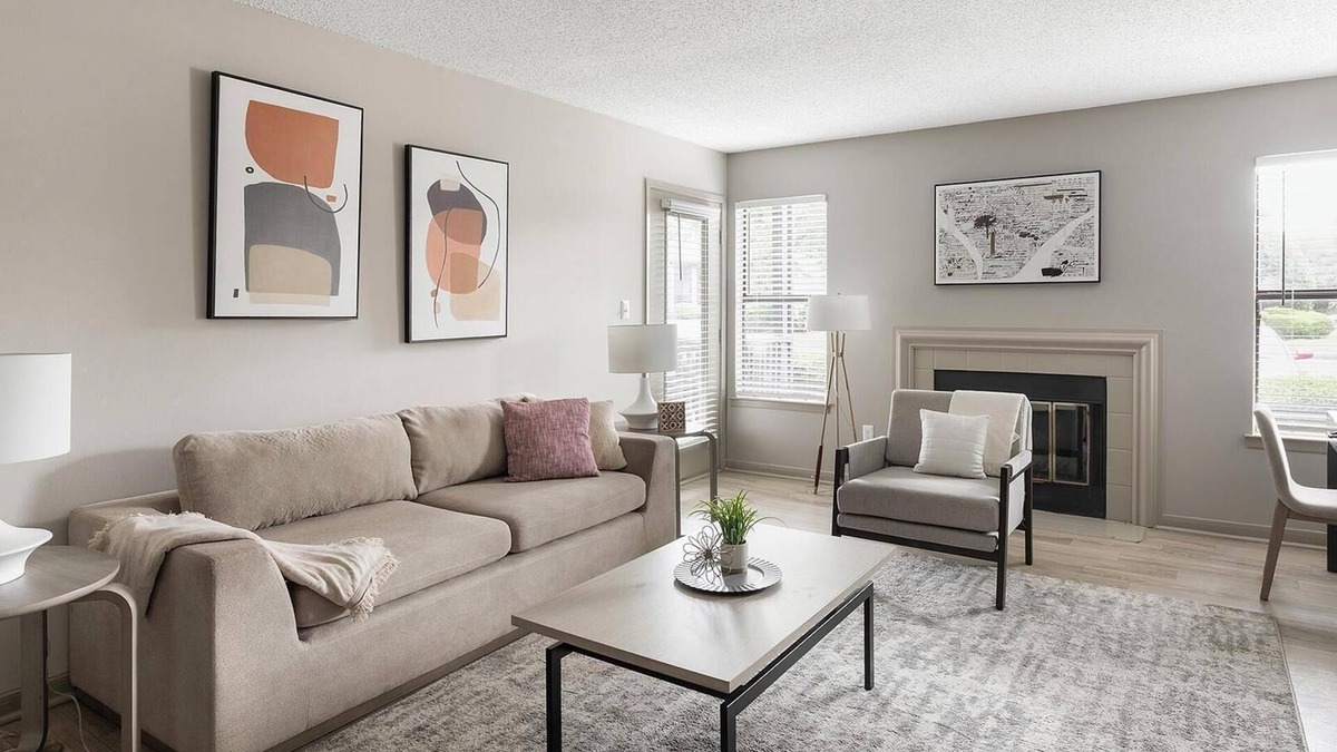 Huntsville Apartment | Landing | Chic 1BD, Pool, Clubhouse
