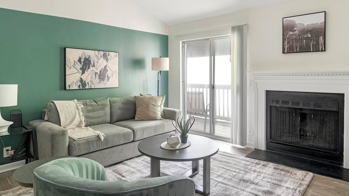 Green Hills Apartment | Landing | Chic 1BD, Pool, Courtyard
