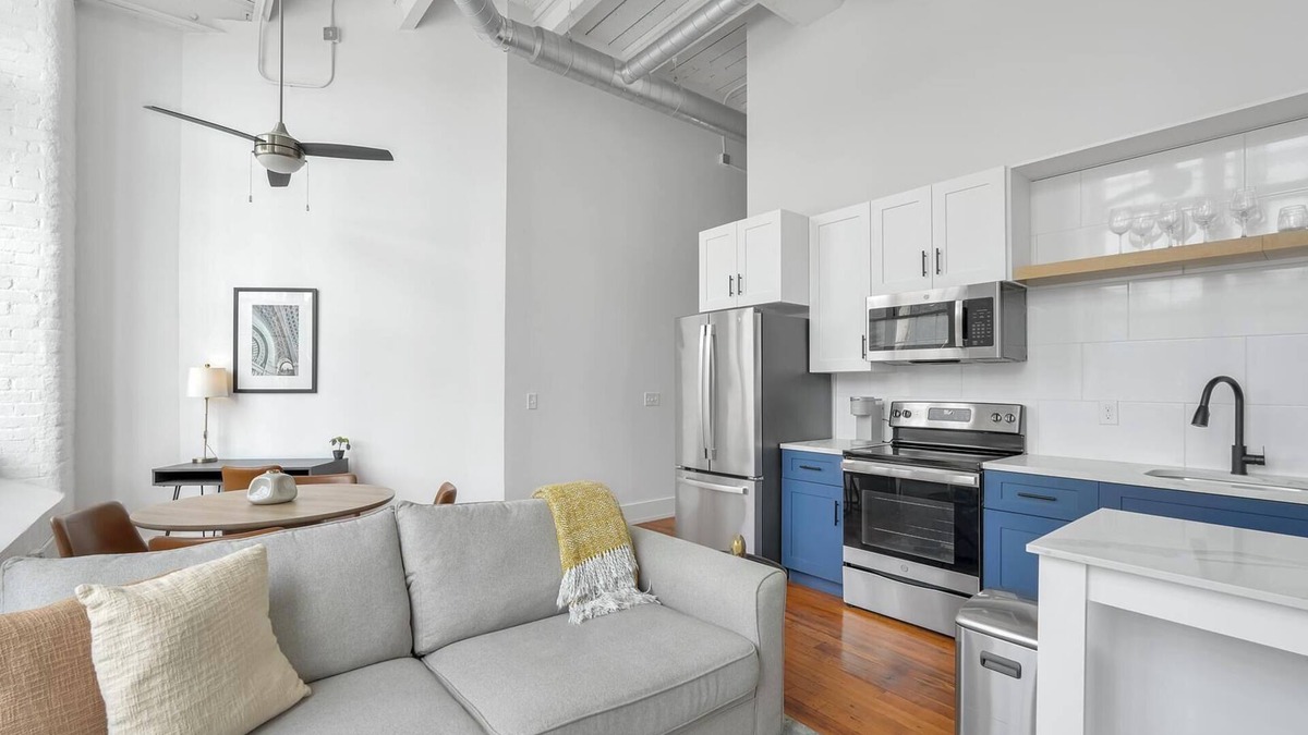 Greenville Apartment | Landing | Chic 2BD, Gym, Yoga Studio