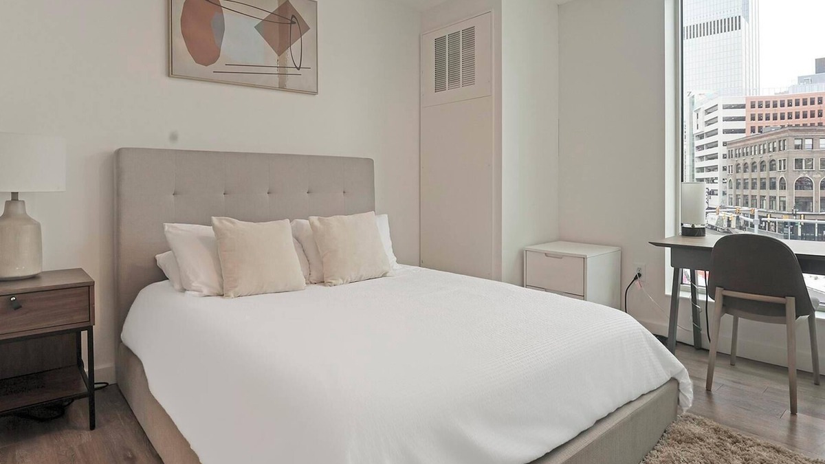 Greektown Historic District Apartment | Landing | Chic Studio, Clubhouse, Gym