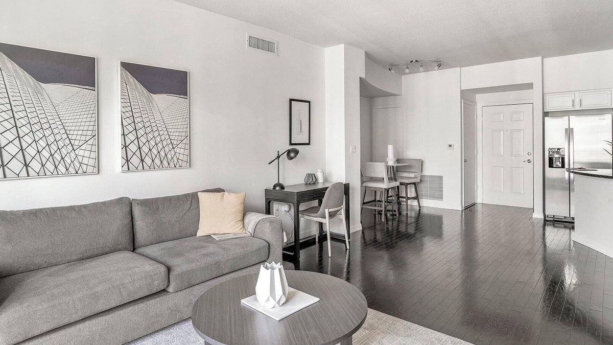 Flagler Village Apartment | Landing | Incredible 2BD, Pool, Gym