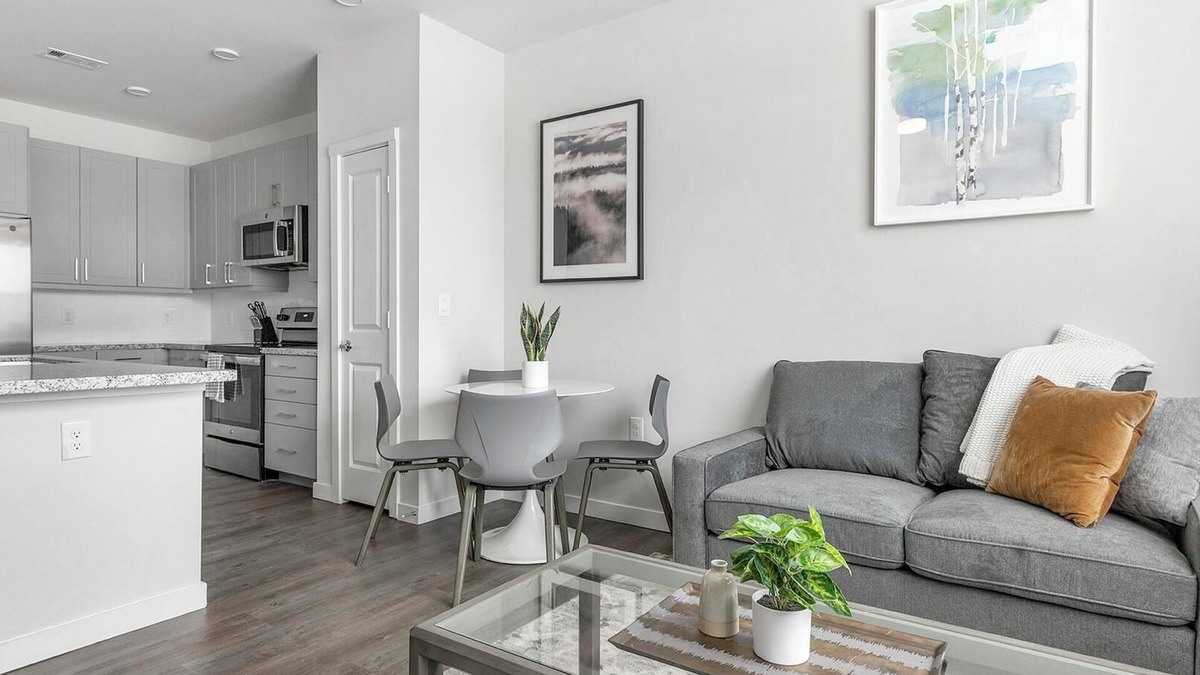 Spring Branch East Apartment | Landing | Incredible 1BD, Gym, Courtyard