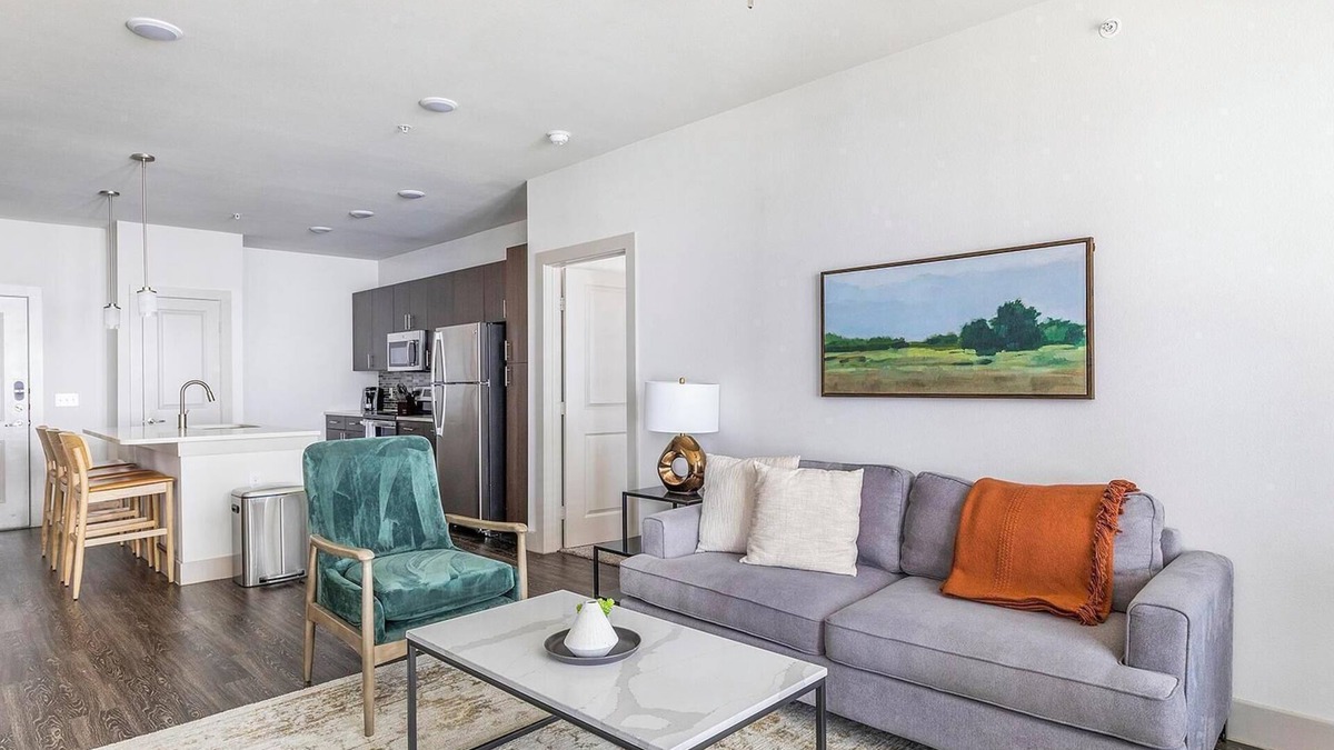 Vickery Meadow Apartment | Landing | Incredible 2BD, Pool, Gym