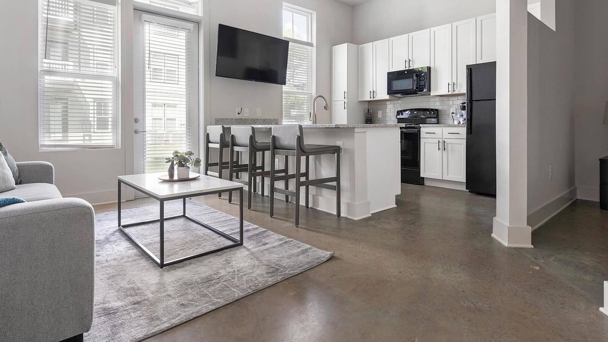 Charlotte Apartment | Landing | Incredible Studio, Clubhouse, Gym