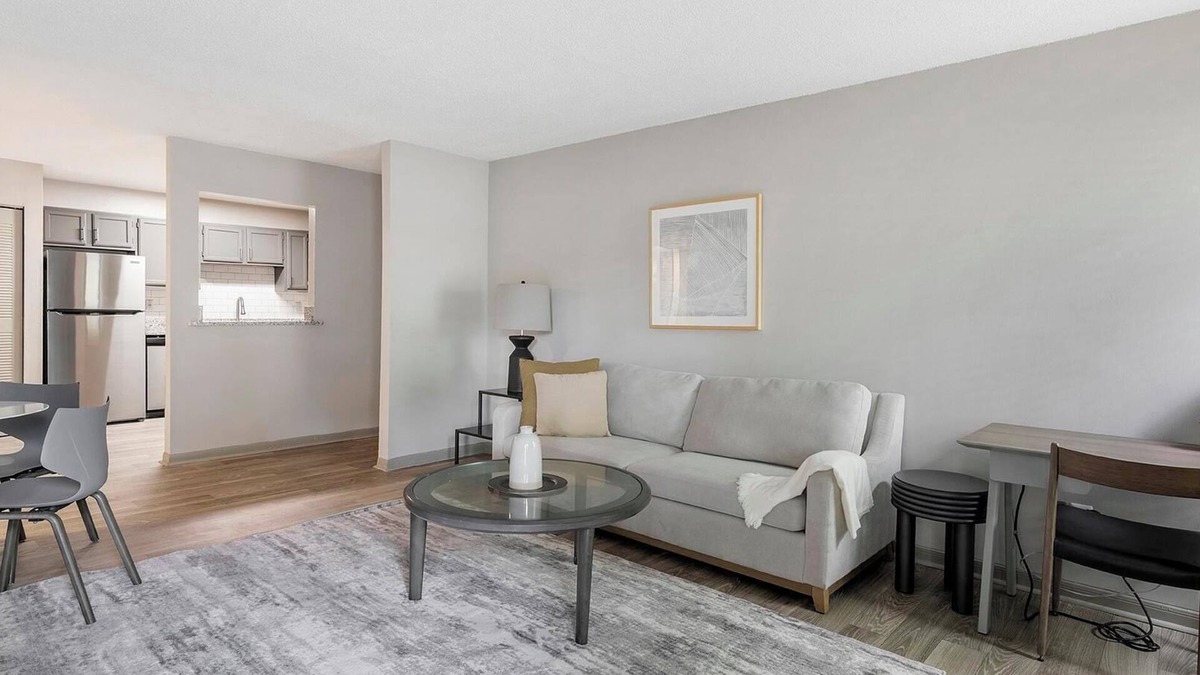 Huntsville Apartment | Landing | Modern 1BD, Gym, Clubhouse