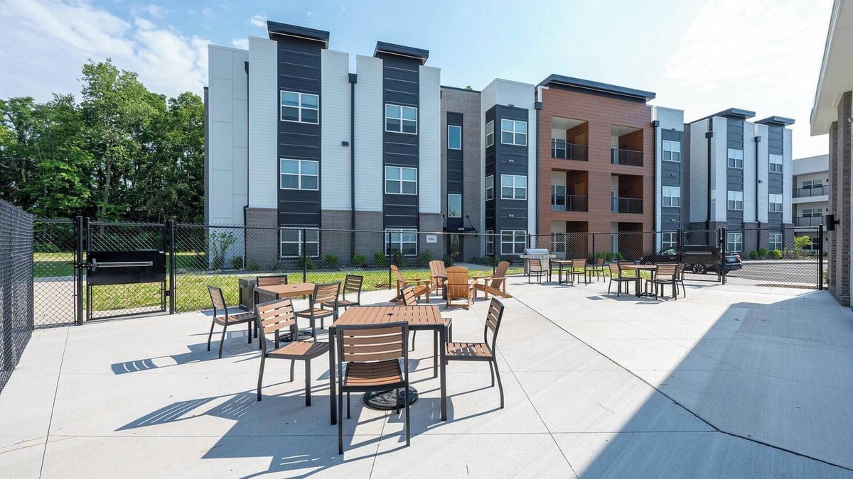 Cartersburg Apartment | Landing | Modern 1BD, Gym, Clubhouse