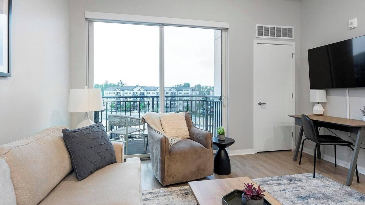 North Kansas City Apartment | Landing | Modern 1BD, Yoga Studio, Pool