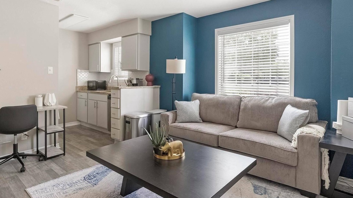 Royal Ridge Apartment | Landing | Modern 1BD, Gym, Clubhouse