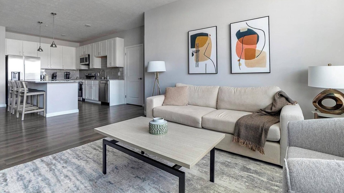 Northwest Columbus Apartment | Landing | Modern 2BD, Gym