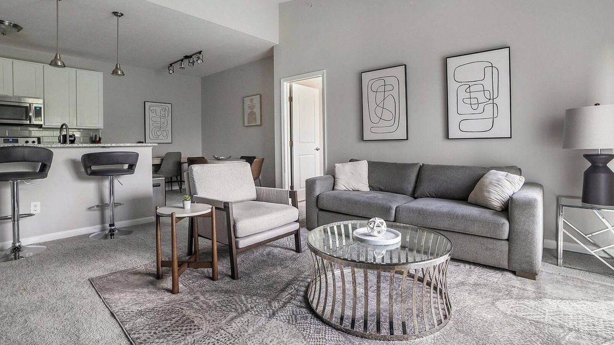 Northwest Columbus Apartment | Landing | Modern 2BD, Gym
