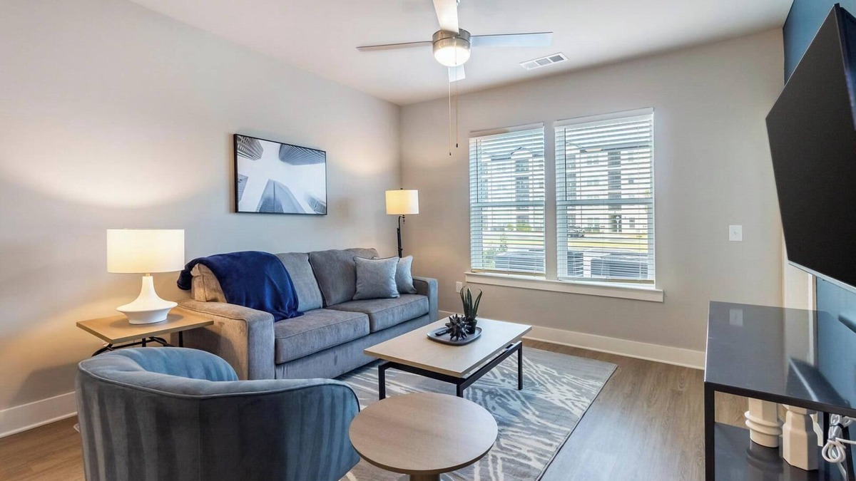 Santa Rosa Beach Apartment | Landing | Modern 1BD, Clubhouse, Gym