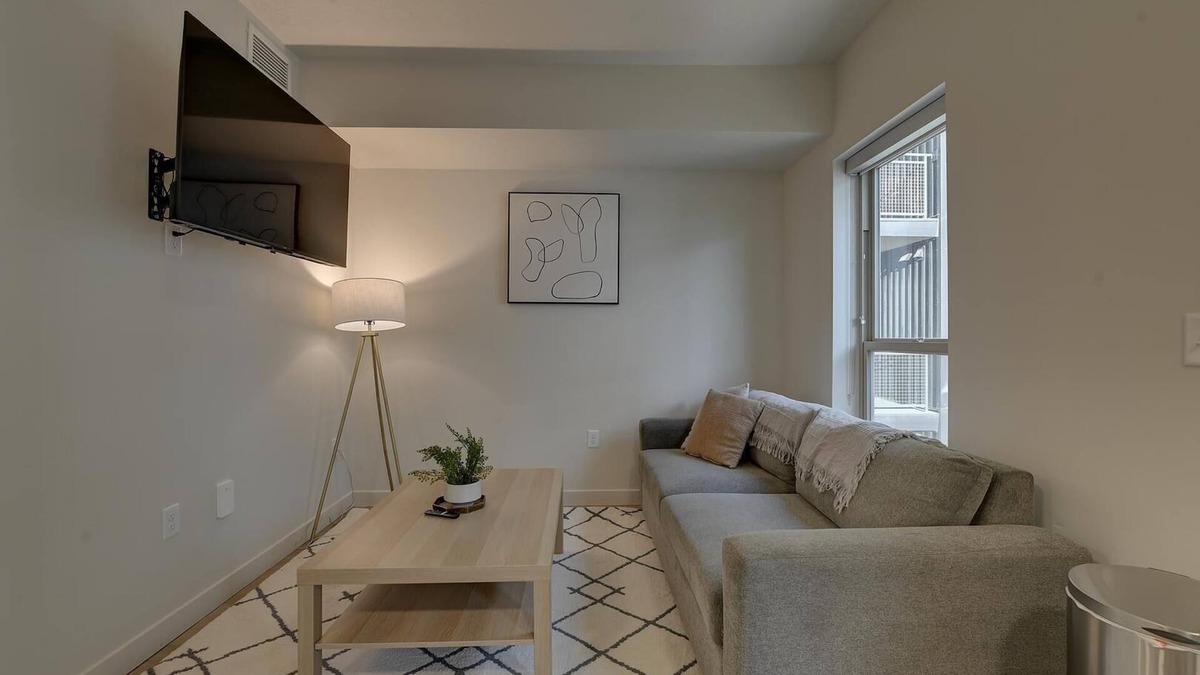 Downtown Salt Lake City Apartment | Landing | Spectacular 1BD, Courtyard, Clubhouse